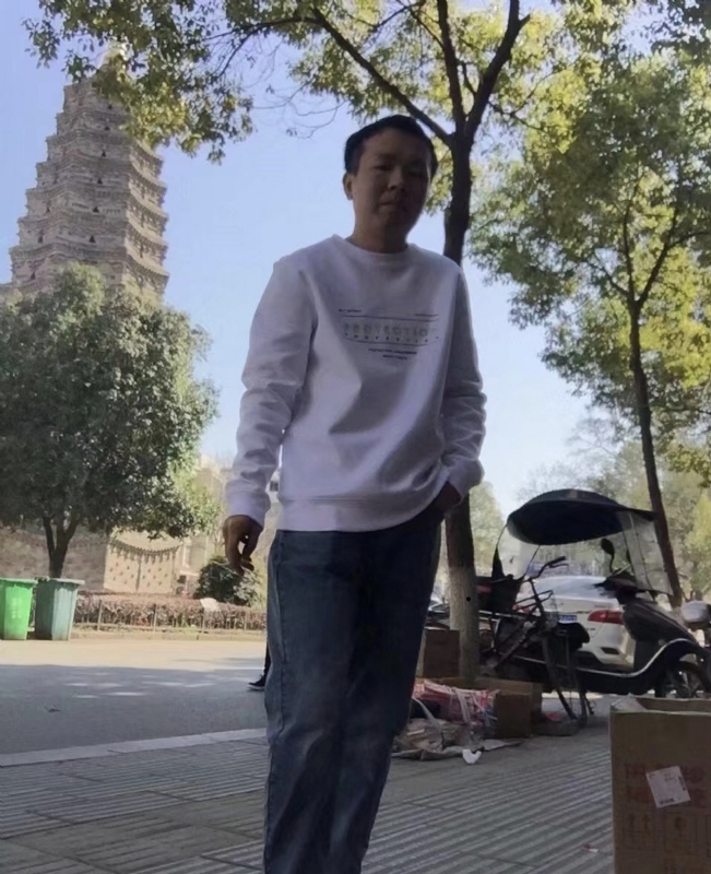 黄冈征婚的第一张照片--茂名相亲服务中心