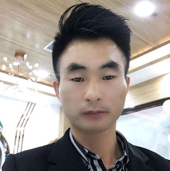 情系半生的第一张照片--茂名相亲服务中心