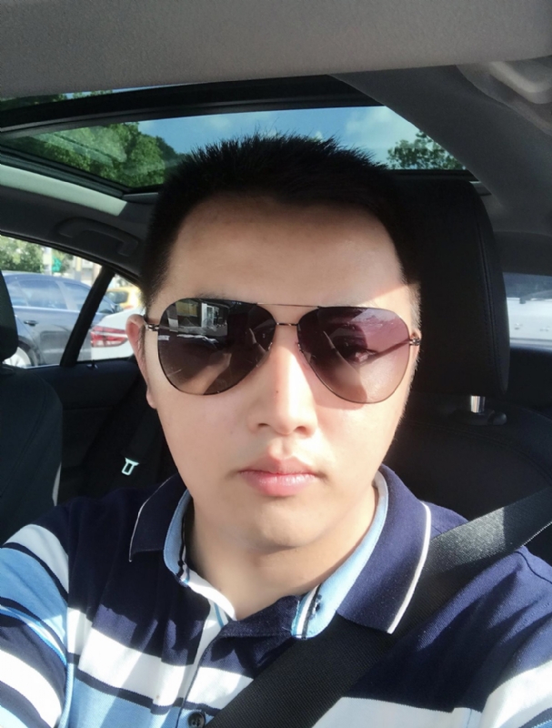 郑昊的第一张照片--茂名相亲服务中心