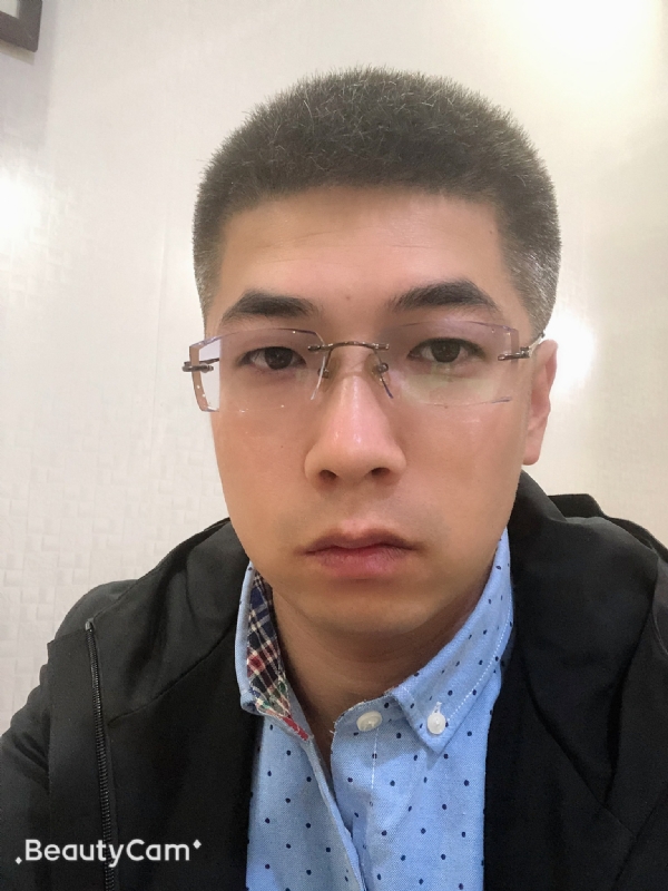情伤的第一张照片--茂名相亲服务中心