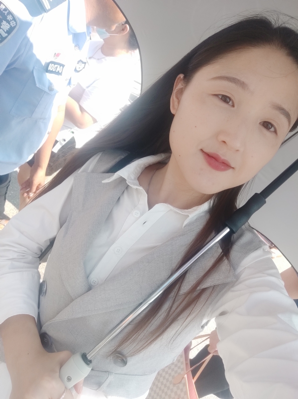 木子田心的第一张照片--茂名相亲服务中心
