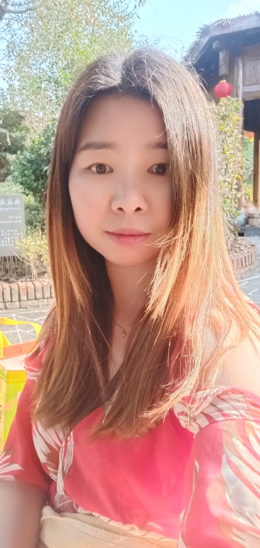 赫赫的第一张照片--茂名相亲服务中心