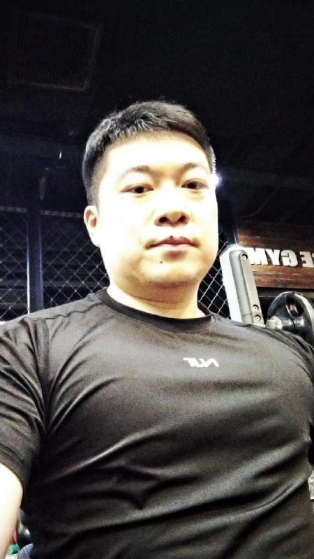 好想遇见你的第二张照片--茂名相亲服务中心