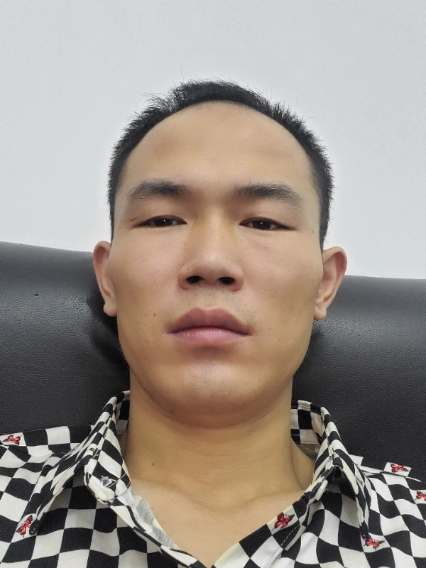 卷卷有爷名的第一张照片--茂名相亲服务中心