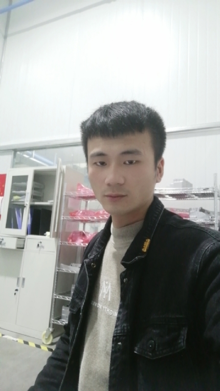 淡淡爱的第一张照片--茂名相亲服务中心
