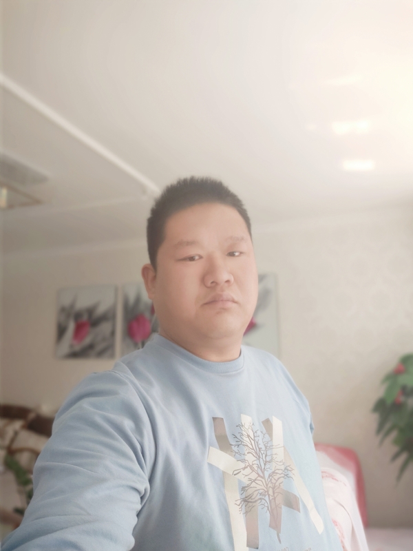 别无选择的第一张照片--茂名相亲服务中心