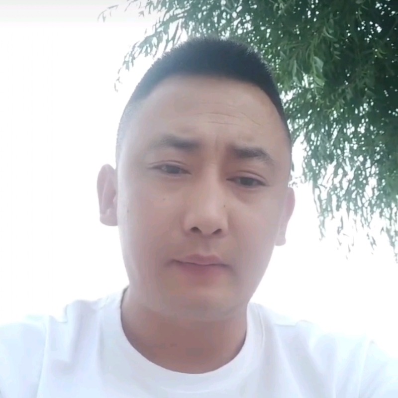 潇洒的第一张照片--茂名相亲服务中心