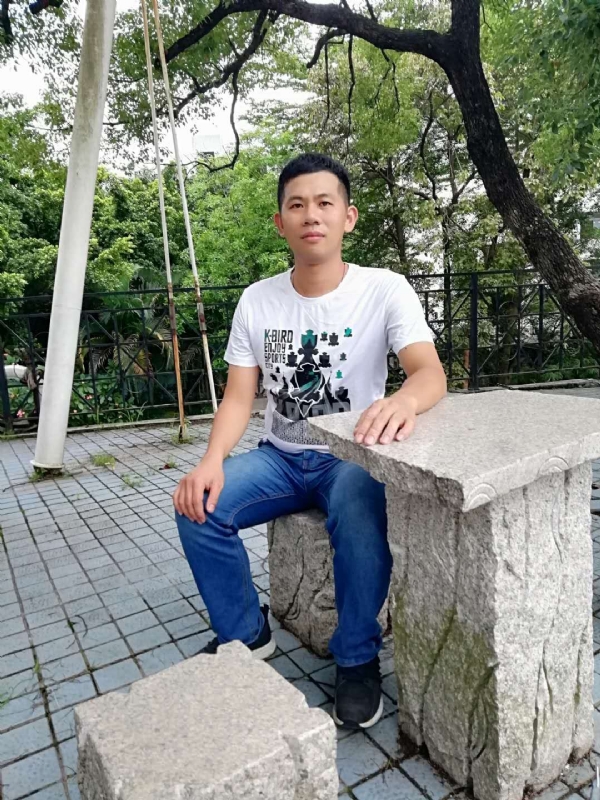 冷夜的第一张照片--茂名相亲服务中心