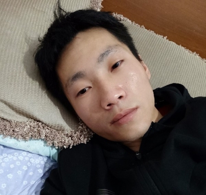 老鼠爱上猫的第一张照片--茂名相亲服务中心