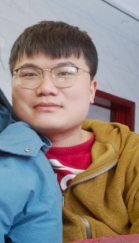 李文陆的第二张照片--茂名相亲服务中心