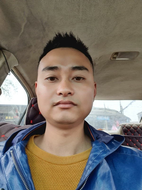 不破不立的第一张照片--茂名相亲服务中心