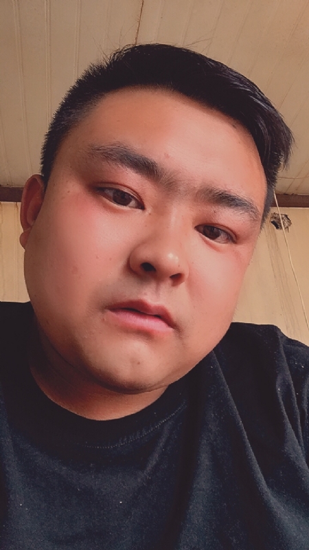 爱我所爱的第一张照片--茂名相亲服务中心