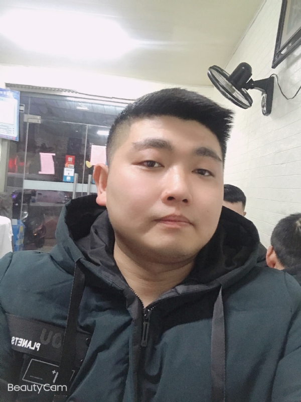 回忆是个小孩的第一张照片--茂名相亲服务中心
