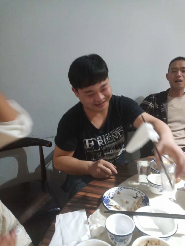 非诚勿扰的第一张照片--茂名相亲服务中心