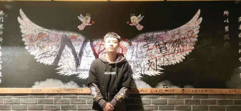 水彩画师的第一张照片--茂名相亲服务中心