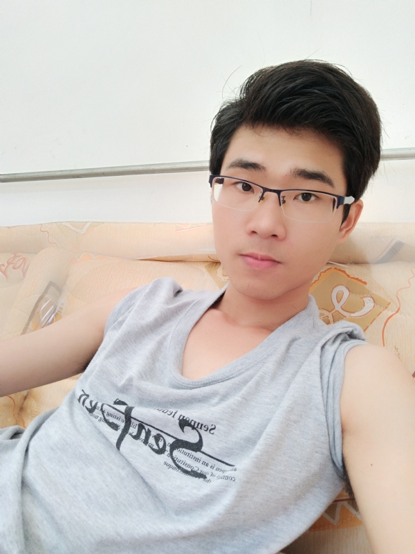 南国大帝的第一张照片--茂名相亲服务中心