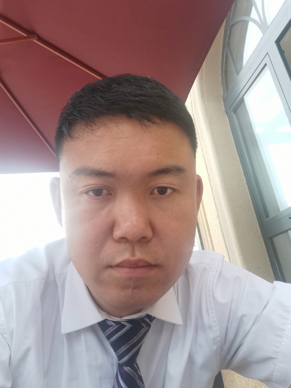 小龙哥的第一张照片--茂名相亲服务中心