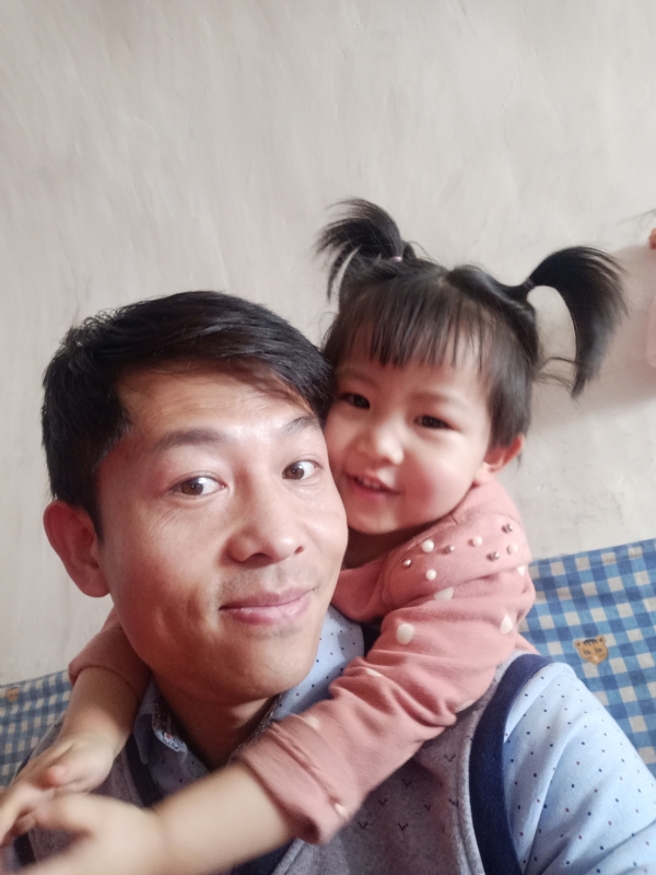 东京塔的第一张照片--茂名相亲服务中心