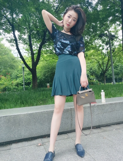 Leanna的第四张照片--茂名相亲服务中心