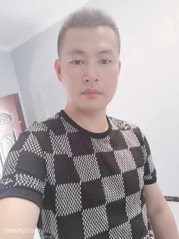 快乐无罪的第一张照片--茂名相亲服务中心