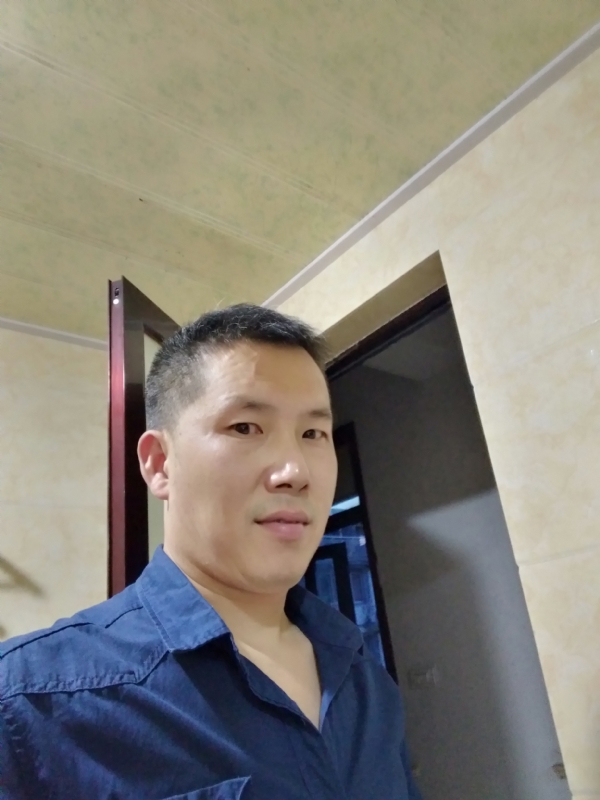 余生搀扶走的第一张照片--茂名相亲服务中心