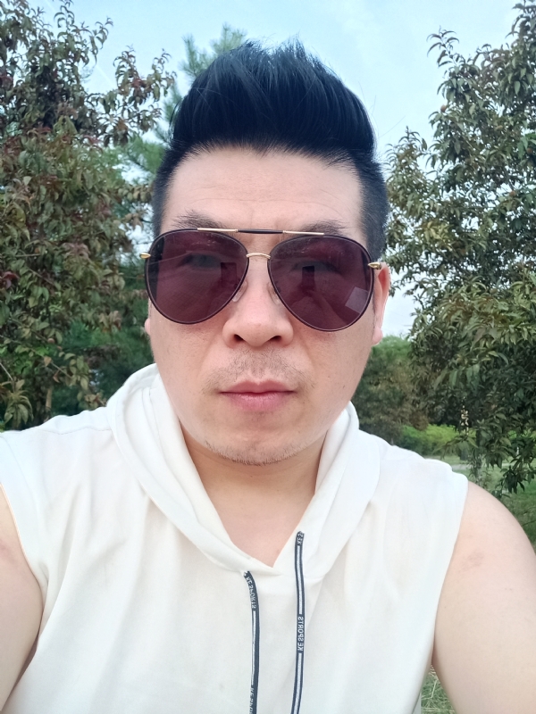 等风来的第二张照片--茂名相亲服务中心