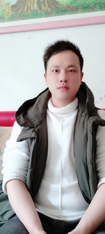 执子之手的第一张照片--茂名相亲服务中心