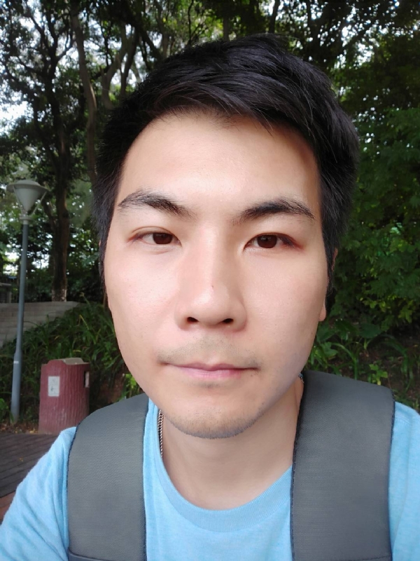 蜡笔小新的第一张照片--茂名相亲服务中心