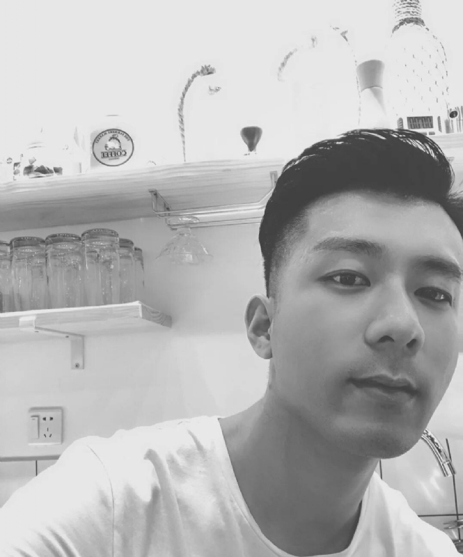 jimmy的第一张照片--茂名相亲服务中心