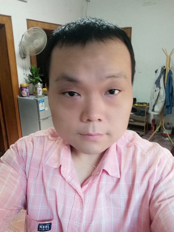 人人的第一张照片--茂名相亲服务中心