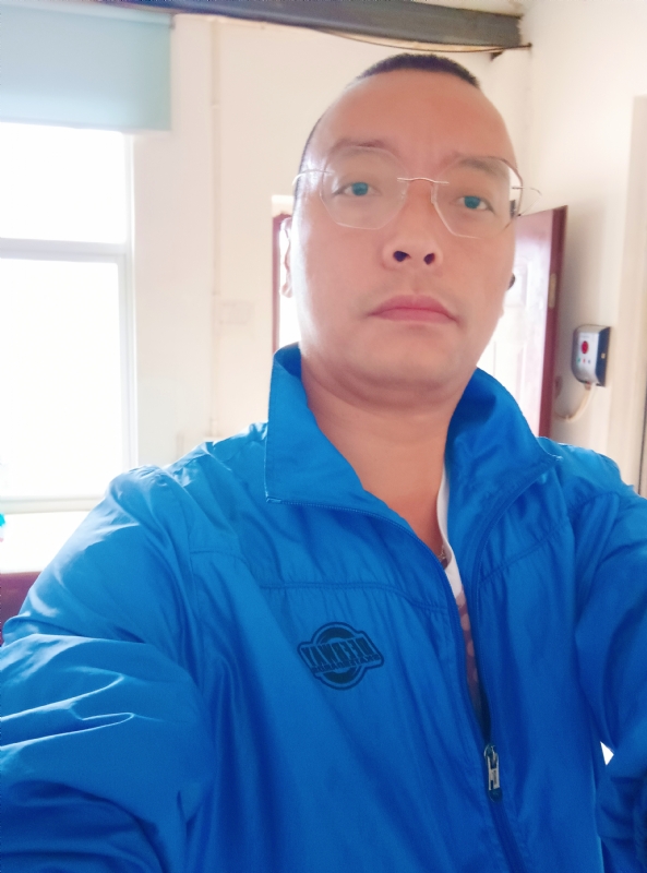 通海混混的第一张照片--茂名相亲服务中心