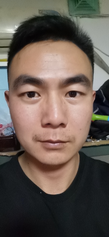 朴实无华的第一张照片--茂名相亲服务中心