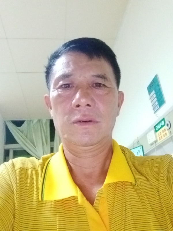 打工人的第一张照片--茂名相亲服务中心