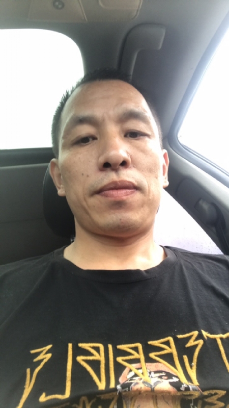 迷茫的第一张照片--茂名相亲服务中心