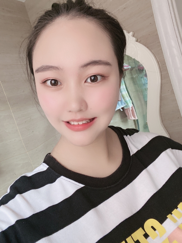 灵儿的第二张照片--茂名相亲服务中心