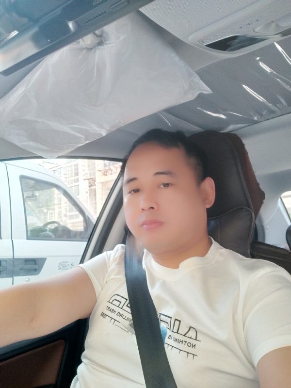 有你就好的第三张照片--茂名相亲服务中心