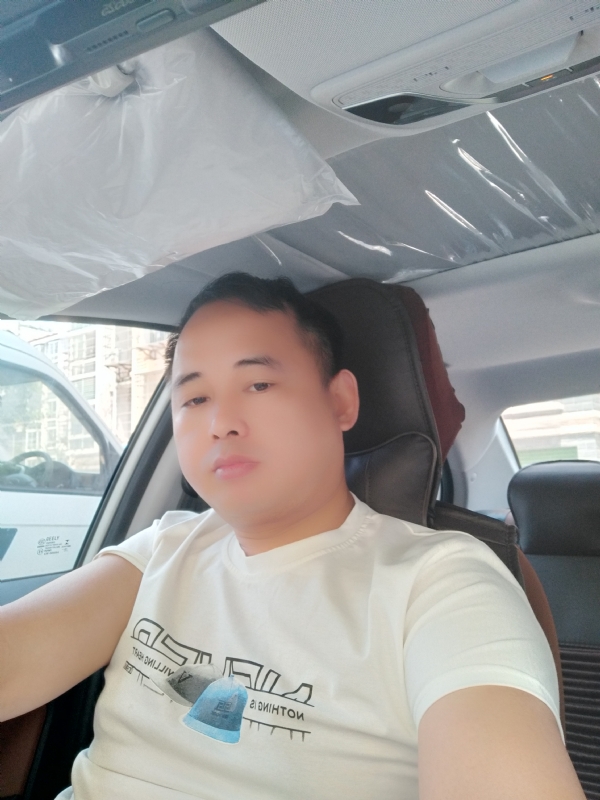 有你就好的第七张照片--茂名相亲服务中心