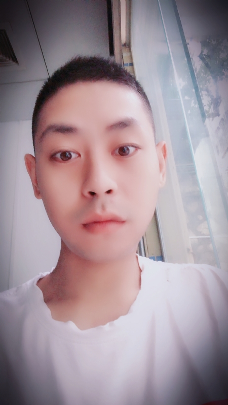 豆子的第一张照片--茂名相亲服务中心