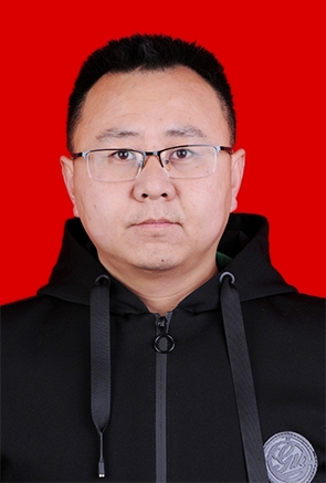 小熊维尼的第一张照片--茂名相亲服务中心