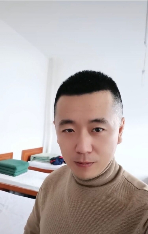 随风的第二张照片--茂名相亲服务中心