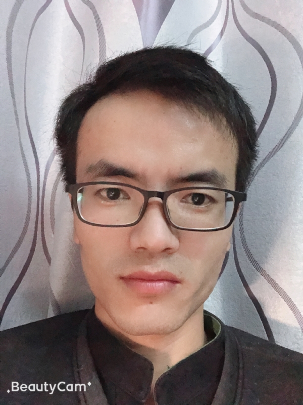 红尘梦的第一张照片--茂名相亲服务中心
