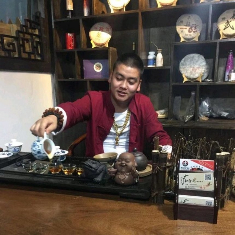 请叫我金爷的第一张照片--茂名相亲服务中心