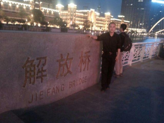 海阔天空的第一张照片--茂名相亲服务中心