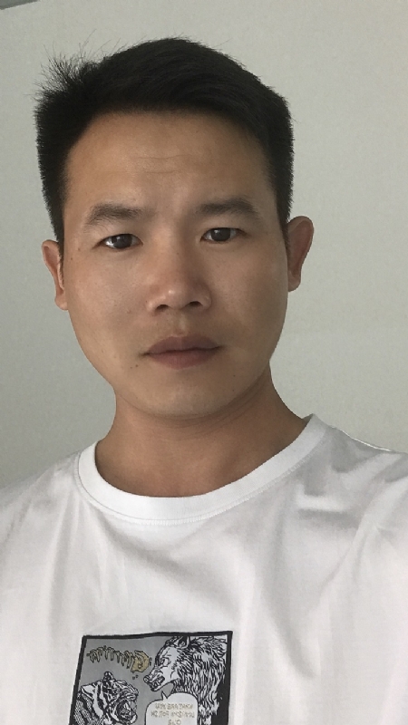 石头的第一张照片--茂名相亲服务中心