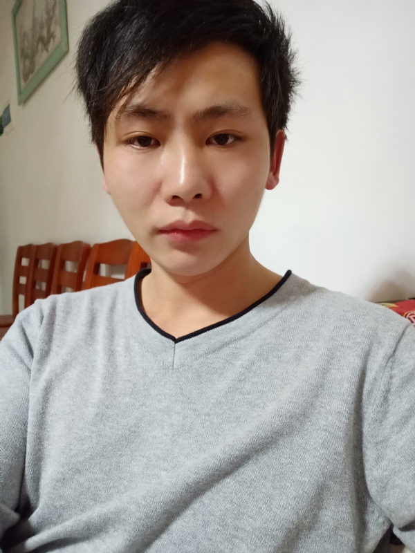 小强的第一张照片--茂名相亲服务中心