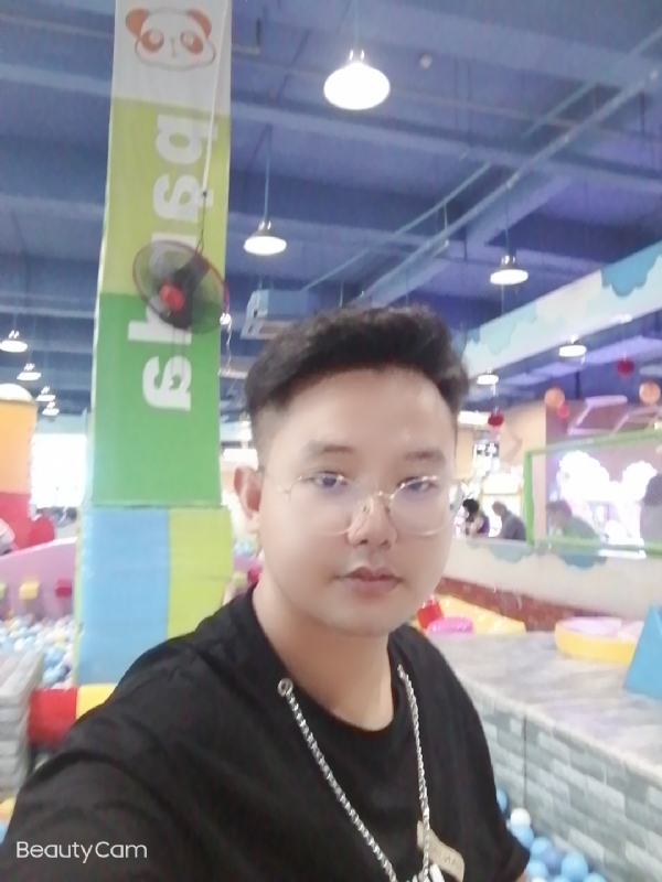 棒哥的第三张照片--茂名相亲服务中心