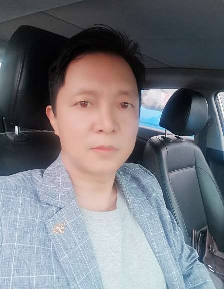 深蓝的第一张照片--茂名相亲服务中心