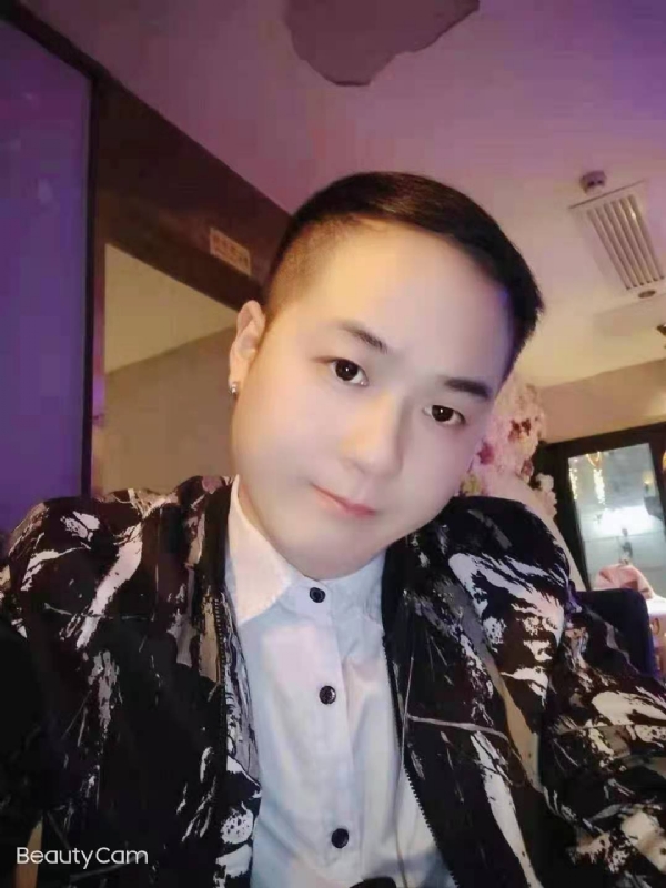 放弃一切，从头再来的第一张照片--茂名相亲服务中心