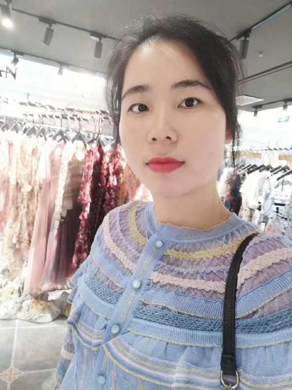 团笑的第一张照片--茂名相亲服务中心