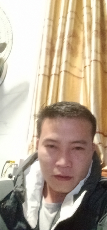 一个人的烟火的第一张照片--茂名相亲服务中心